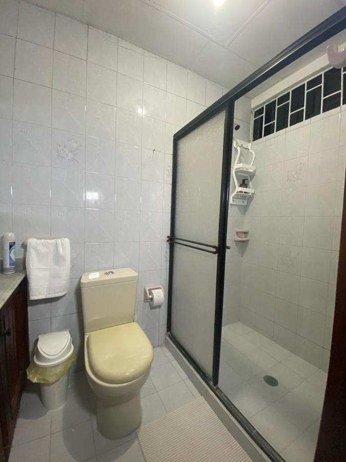 Habitaciones Independientes Cerca Al Aeropuerto 1 Cartagena エクステリア 写真